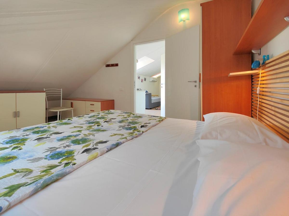 Le Dune Sea View Apartments - Futura Cav Сан-Вінченцо Екстер'єр фото